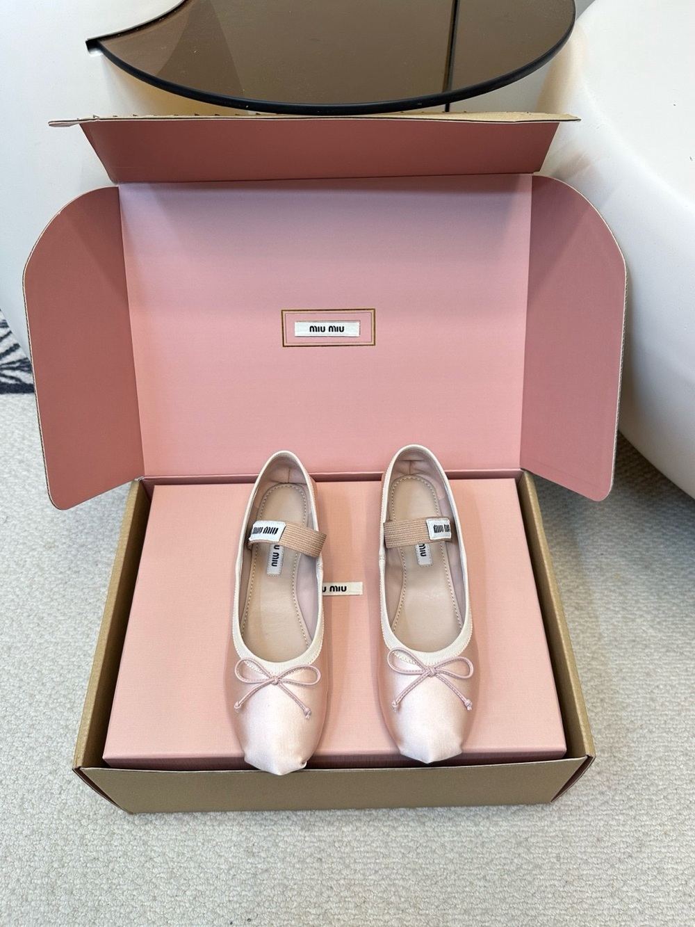 Miu Miu Blush Satin Mary Jane Ballet Flats with Bow - Picture 5 of 8